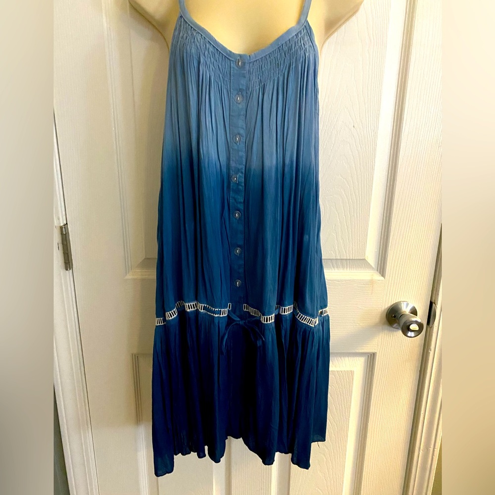 Light blue to dark ombré lightweight dress or coverup. Fits medium to large